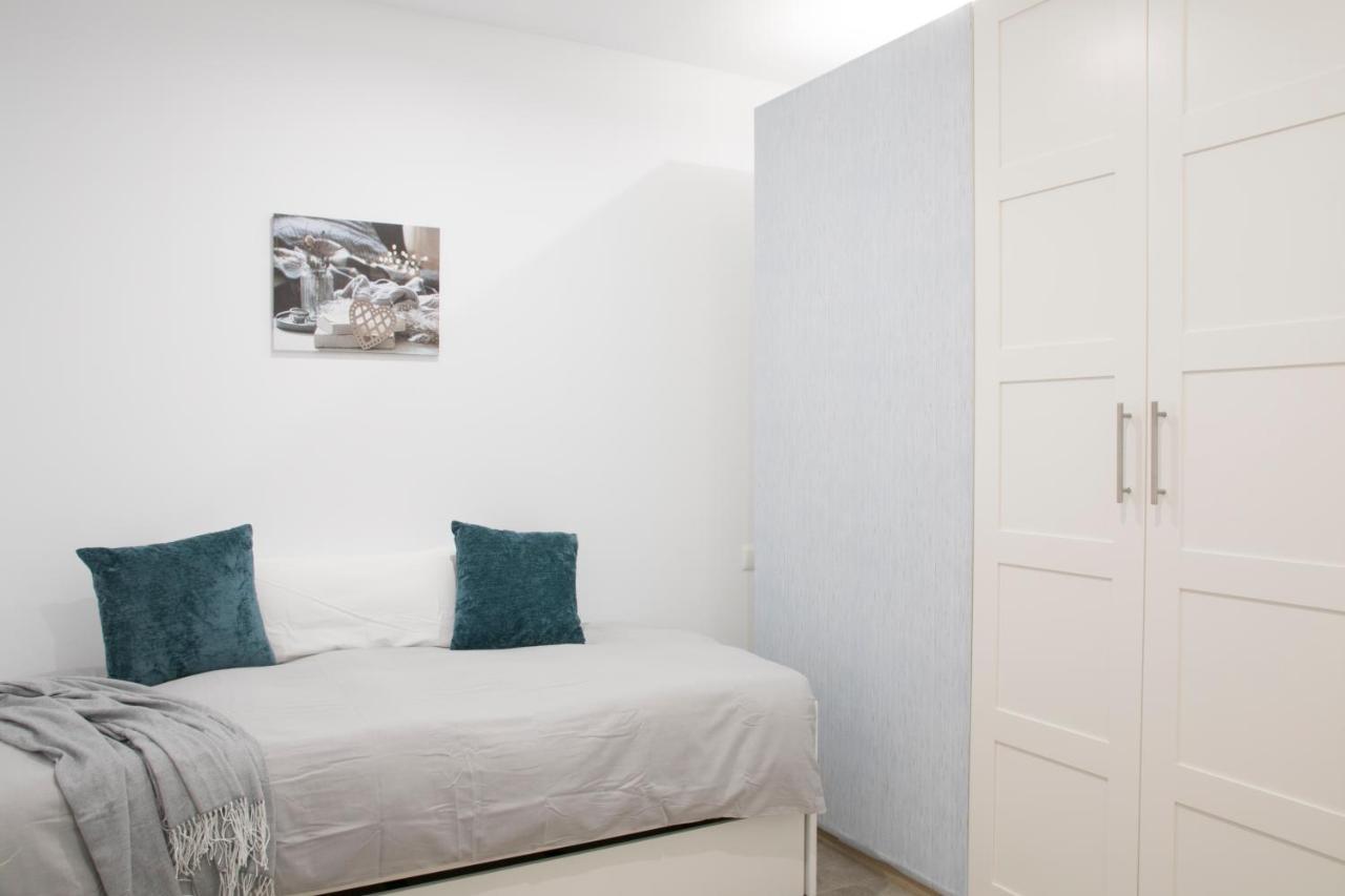 Sea Iruhouse Apartment Malaga Exterior photo